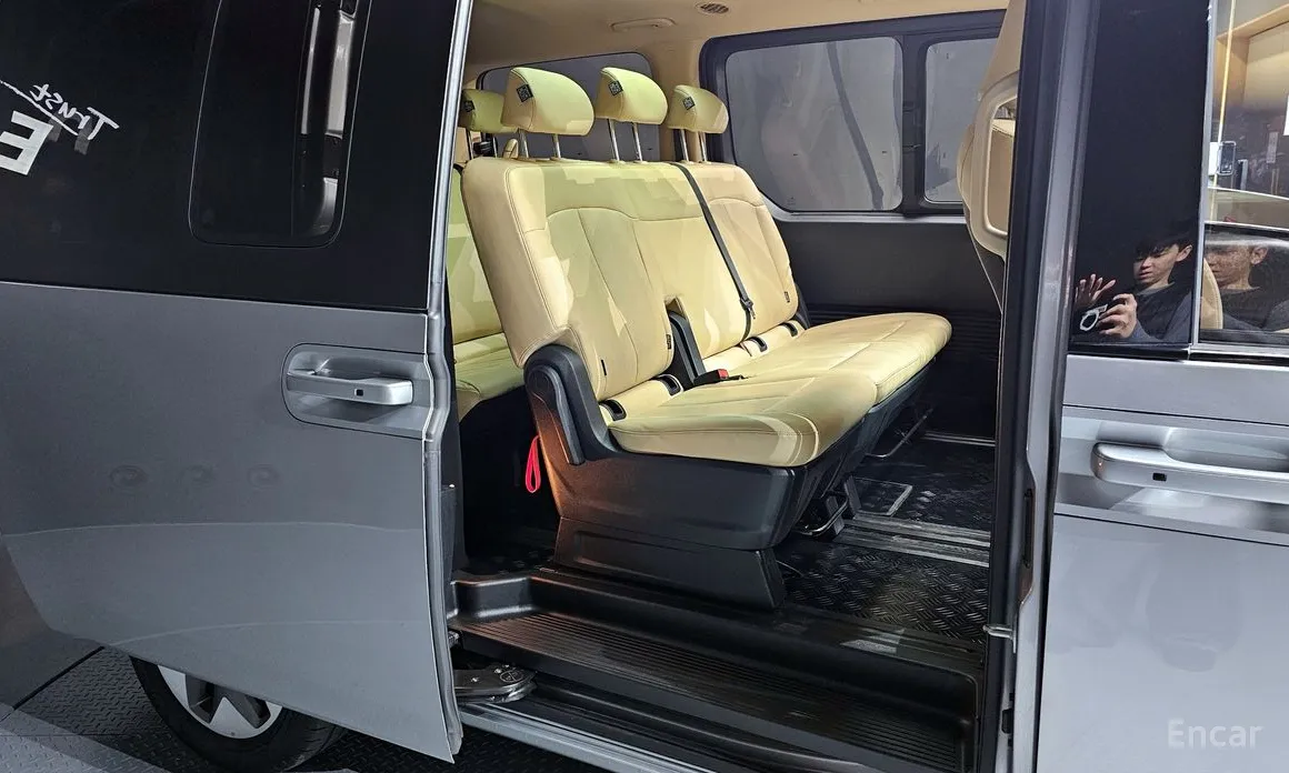 Hyundai Staria 2021 L3.5 Tourer 9-Seater