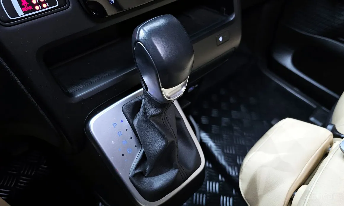 Hyundai Staria 2021 L3.5 Tourer 9-Seater