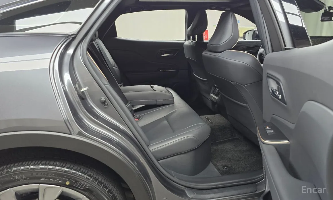 Toyota Crown 2023 2.5 4WD Hybrid