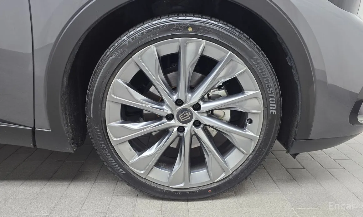 Toyota Crown 2023 2.5 4WD Hybrid