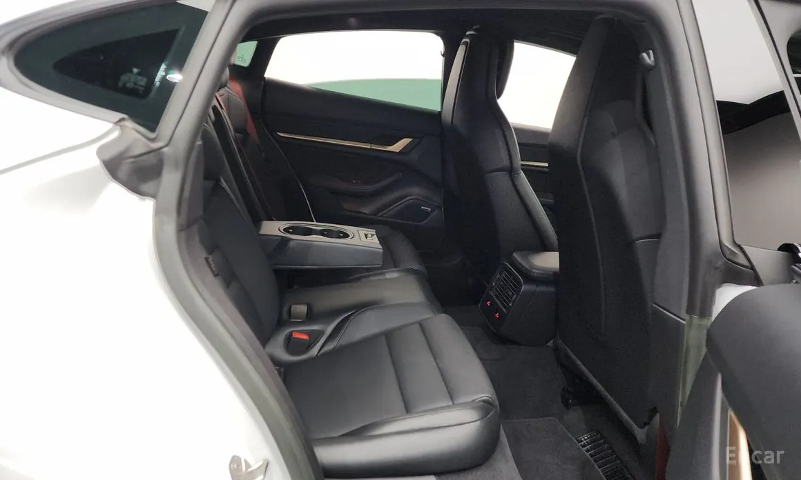 Porsche Taycan 2020 Base