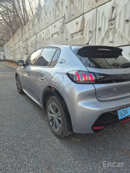 Peugeot 208 2020 Allure