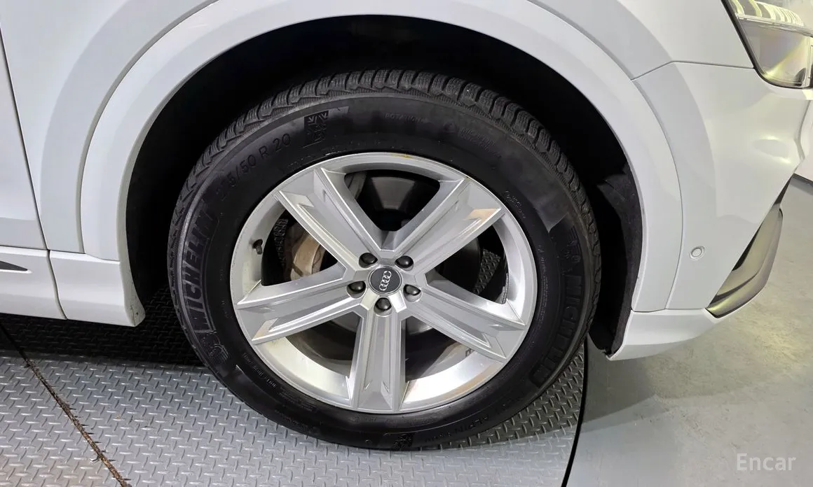 Audi Q8 2018 45 TDI Quattro Premium