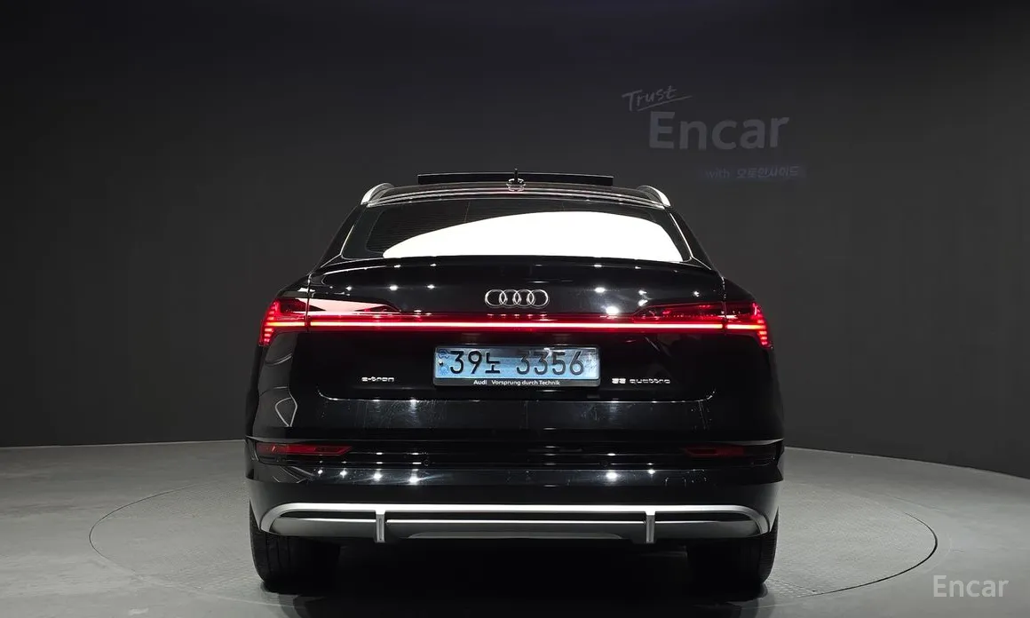 2020 Audi e-tron