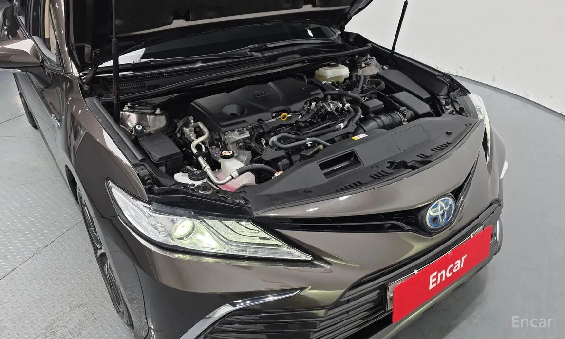 Toyota Camry 2017 2.5 XLE Hybrid