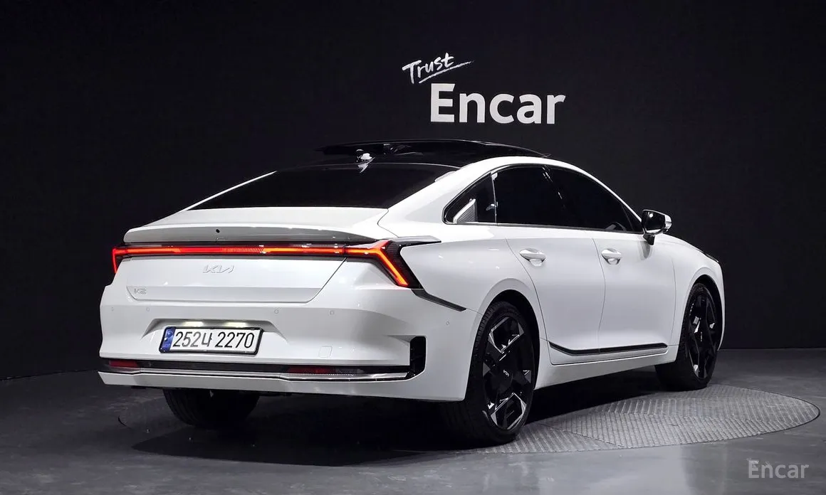 2024 Kia K8