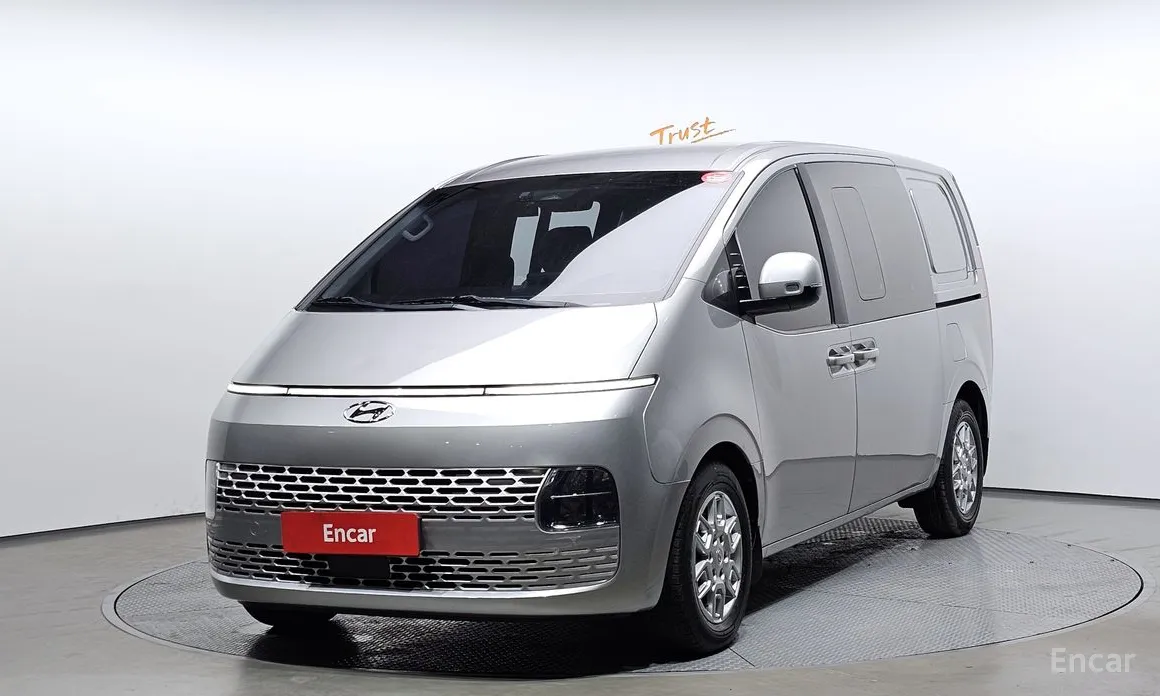 Hyundai Staria 2021 L3.5 Cargo 5-Seater