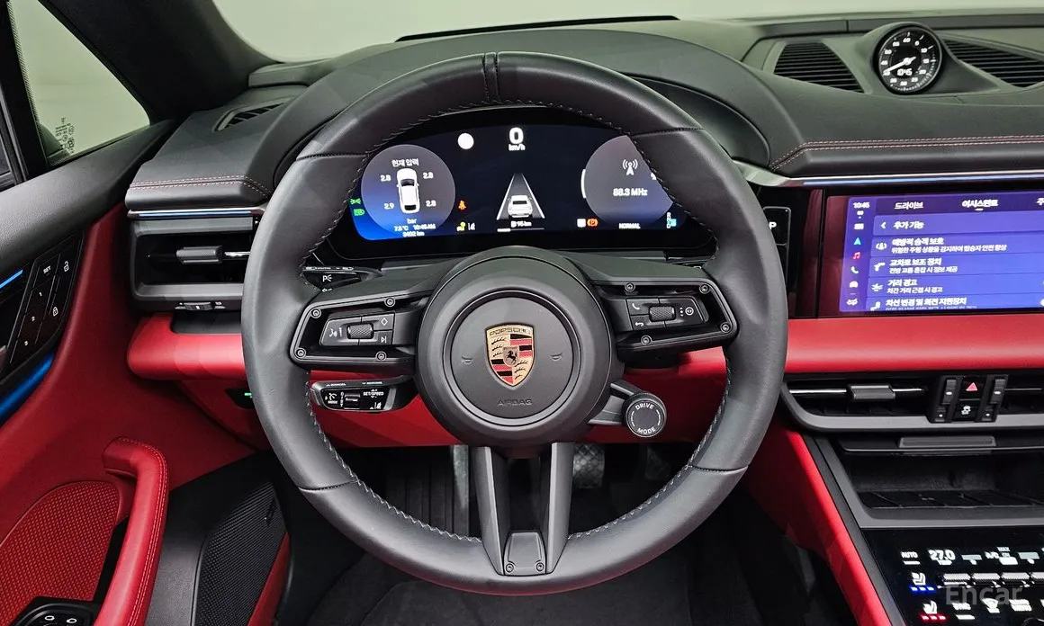 Porsche Macan 2024 Base 4