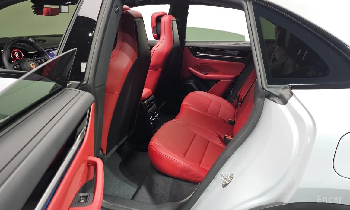 Porsche Macan 2024 Base 4