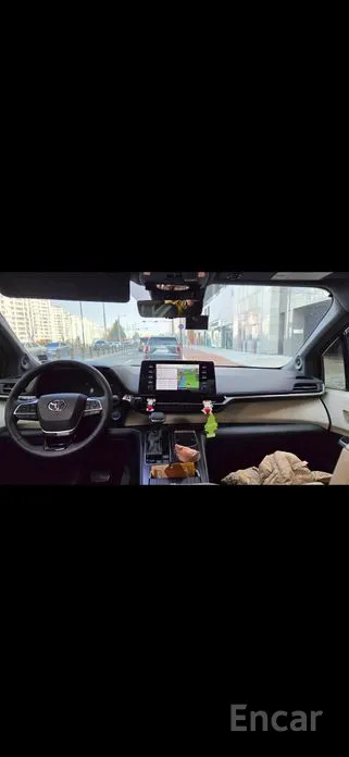 Toyota Sienna 2020 2.5 Hybrid 2WD