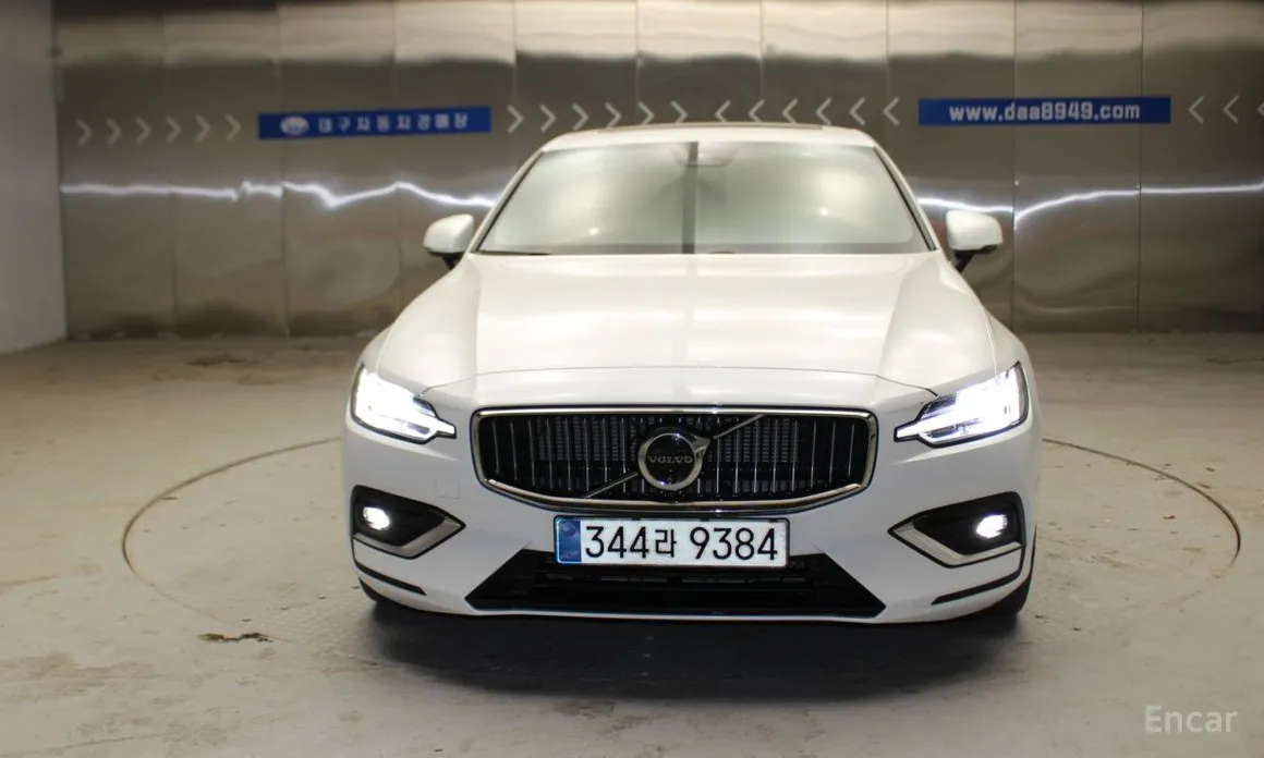 Volvo S60 2019 B5 Ultimate Bright