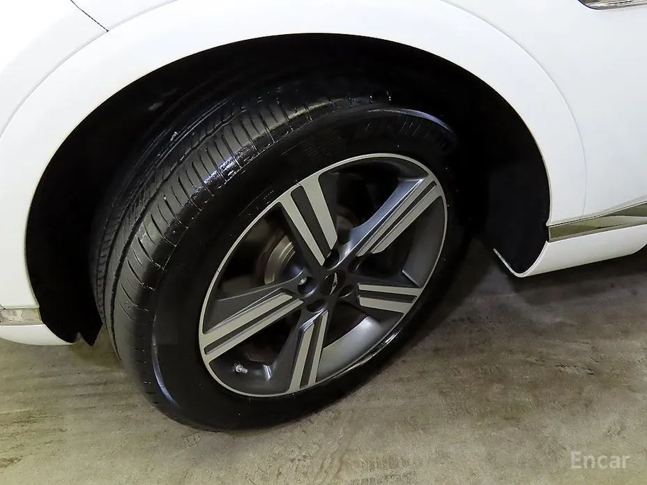 Genesis GV80 2023 2.5T Gasoline AWD