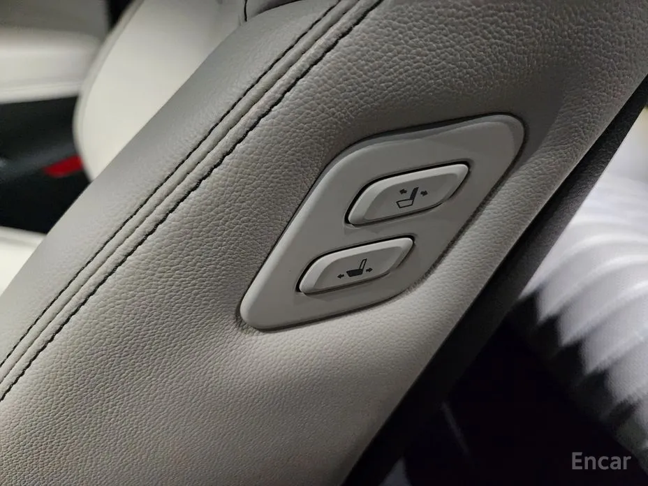 Genesis G70 2022 Gasoline 2.0T 4WD