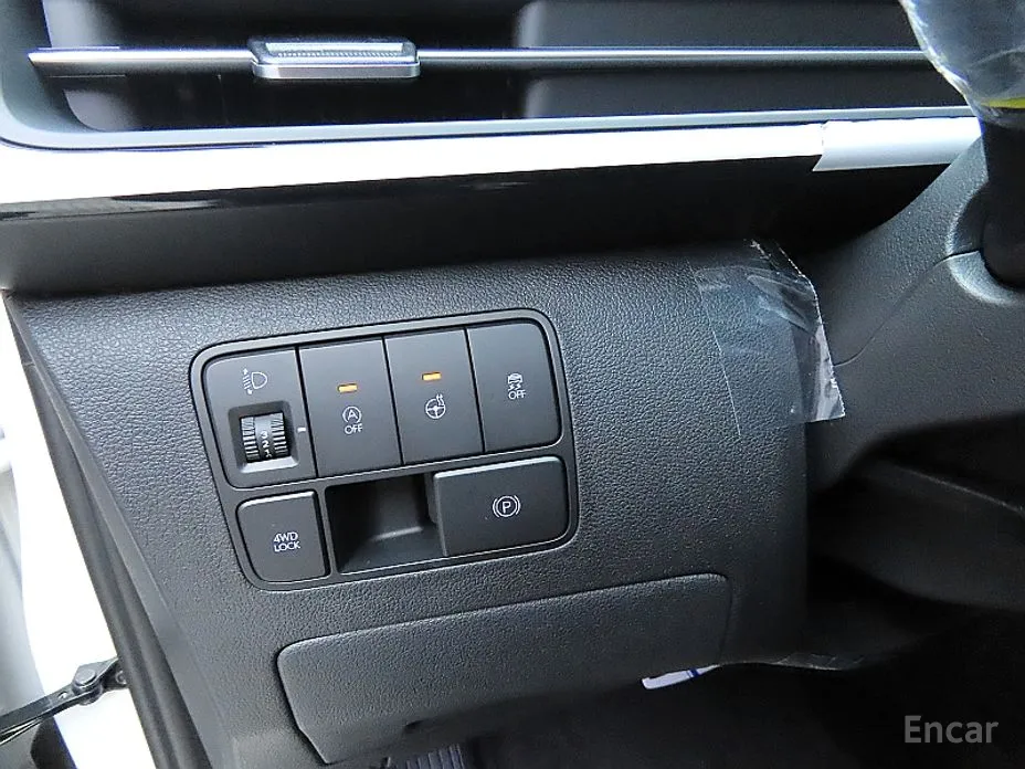 Hyundai Staria 2021 4WD Lounge 9-Seater