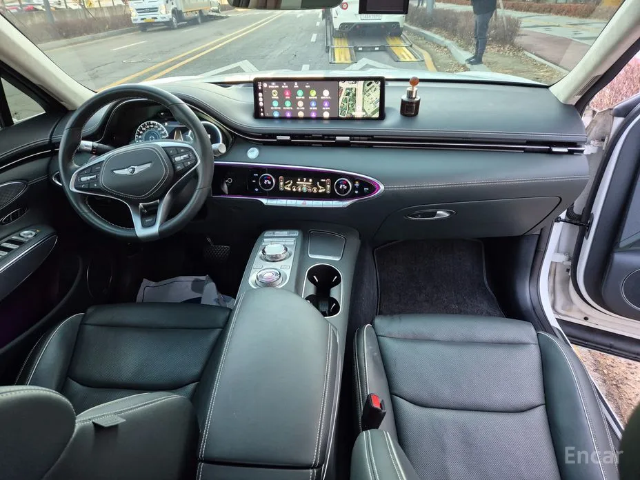 Genesis GV70 2022 e-AWD