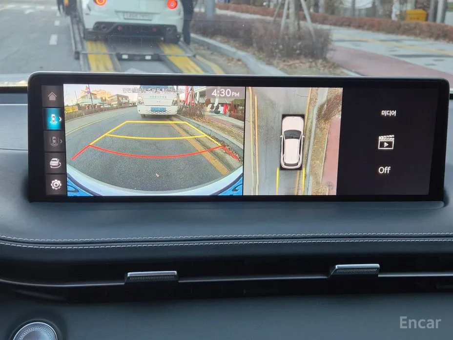 Genesis GV70 2022 e-AWD