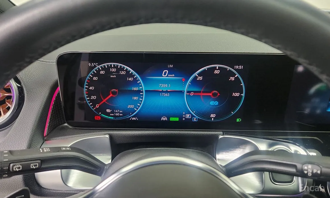 Mercedes-Benz EQB 2022 EQB300 4MATIC