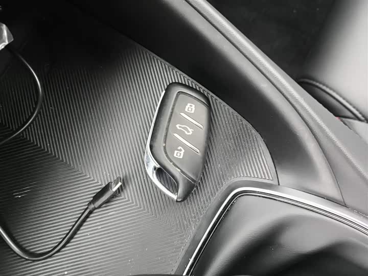 MG Motor 5 2025 2025款 180DVVT 全球抢先版