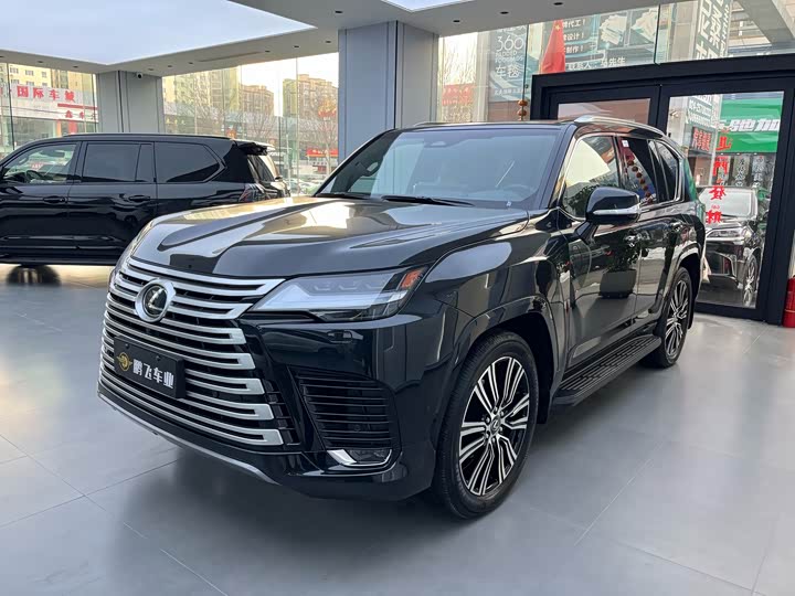 2025 Lexus LX