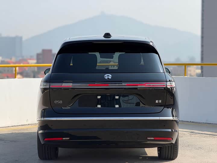 Nio ES8 2026 2026款 六座行政豪华版