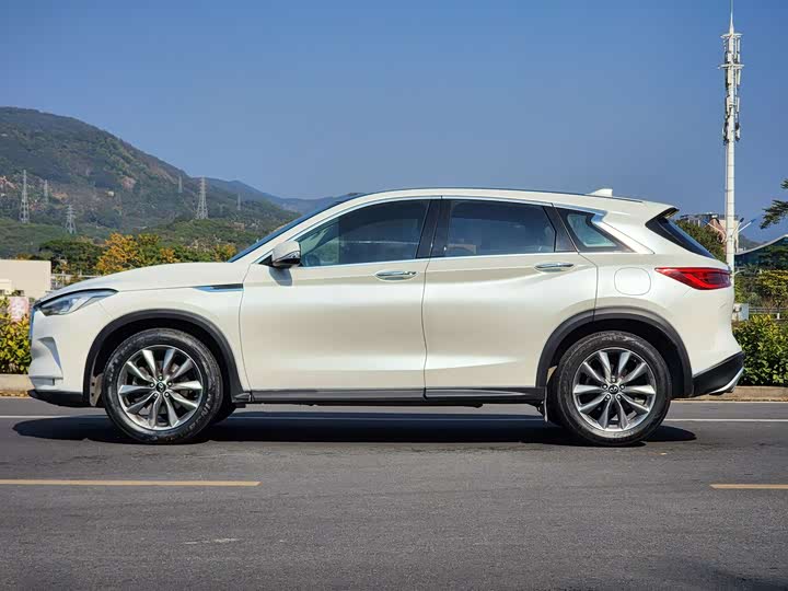 Infiniti QX50 2020 2020款 2.0T 两驱菁英版