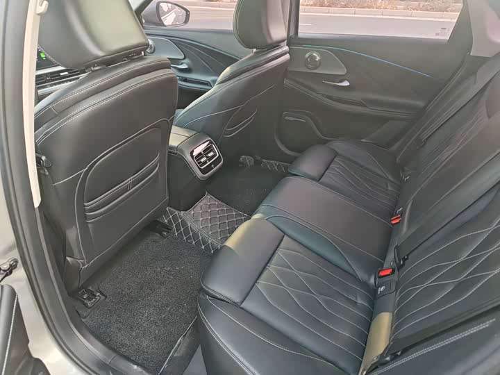 Chery Arrizo 8 2025 2025款 1.6T DCT卓越版