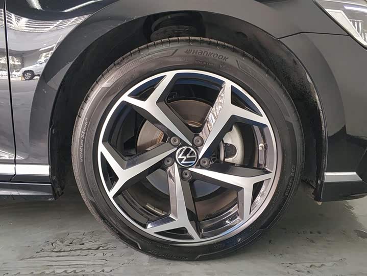 Volkswagen Magotan 2025 2025款 众享款 330TSI DSG豪华型