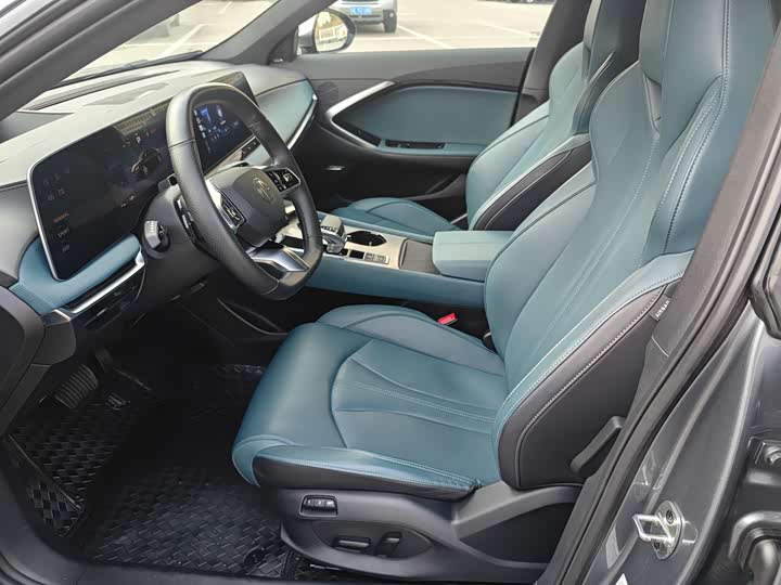 MG Motor 7 2025 2025款 2.0T Trophy+ 超级智驾版