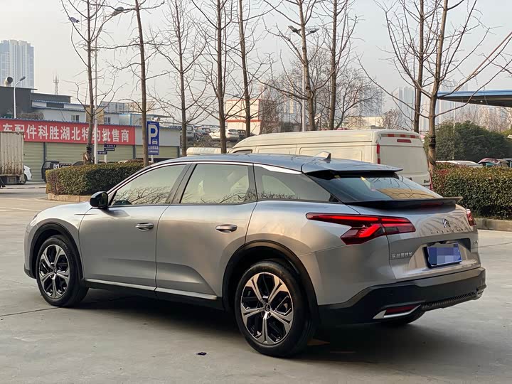 Citroen C5 X 2023 2023款 1.6T 享不凡