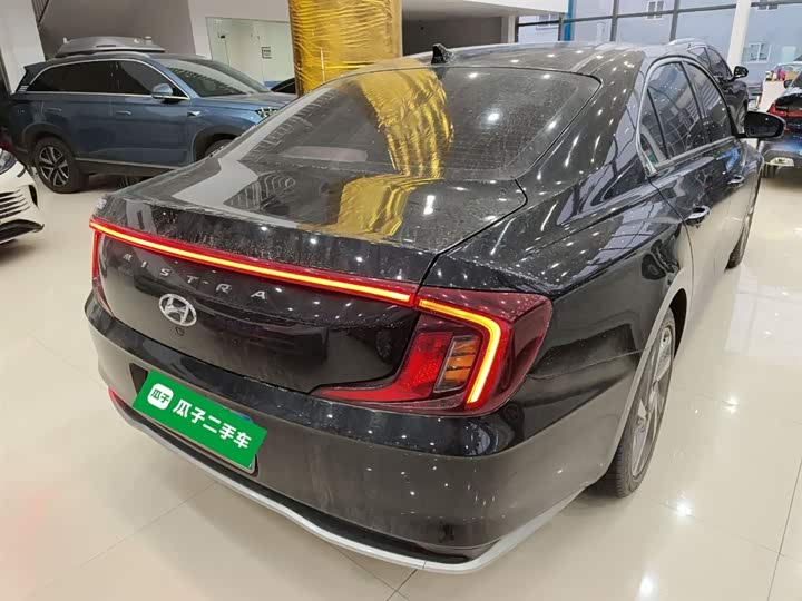 Hyundai Mistra 2021 2021款 1.8L CVT LUX尊贵版