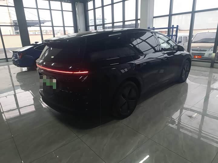 LiXiang i8 2025 2025款 标准版