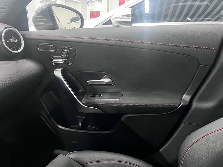 Mercedes-Benz CLA-Class 2024 2024款 CLA 200