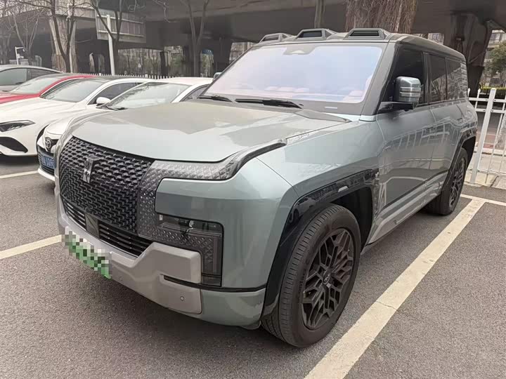 BYD Yangwang U8 2023 2023款 豪华版