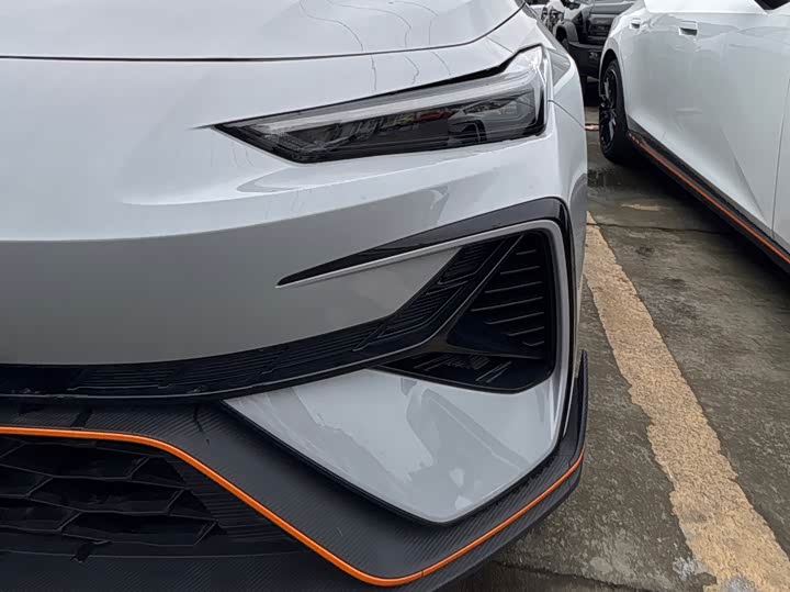 Changan UNI-V 2025 2025款 第三代 1.5T 500Bar尊贵型