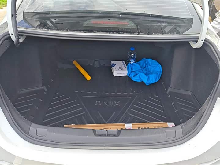 Chevrolet Onix (Cavalier) 2022 2022款 325T 自动欣悦版