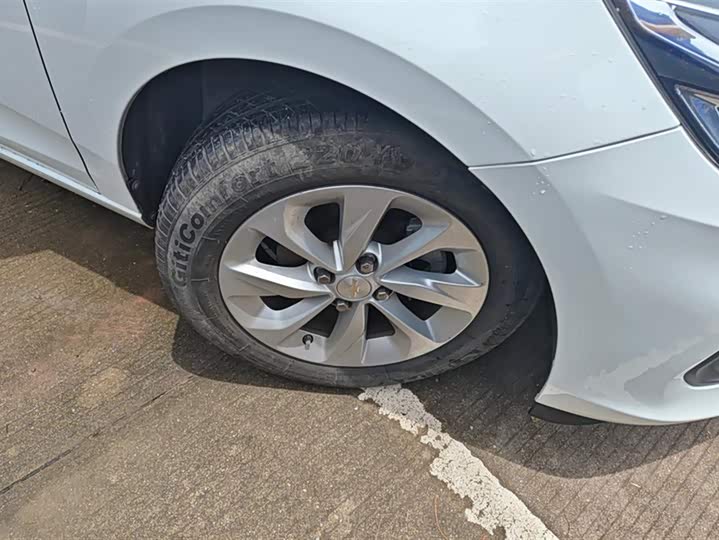 Chevrolet Onix (Cavalier) 2022 2022款 325T 自动欣悦版