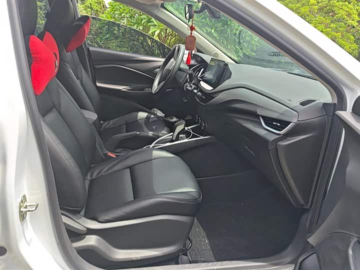 Chevrolet Onix (Cavalier) 2022 2022款 325T 自动欣悦版