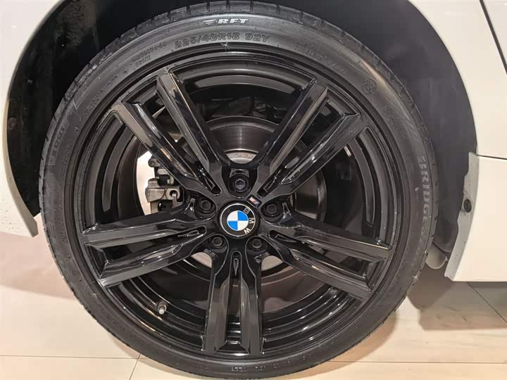 BMW 1 Series 2023 2023款 125i M运动曜夜版