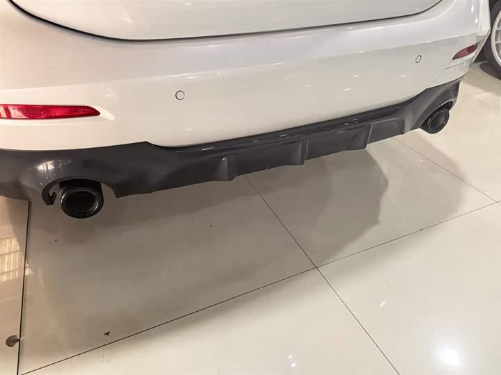 BMW 1 Series 2023 2023款 125i M运动曜夜版