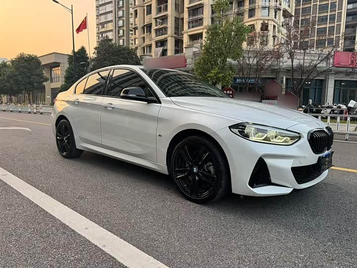 BMW 1 Series 2023 2023款 125i M运动曜夜版