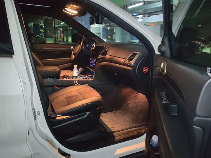 Jeep Grand Cherokee 2020 2020款 3.0L 专业导航版