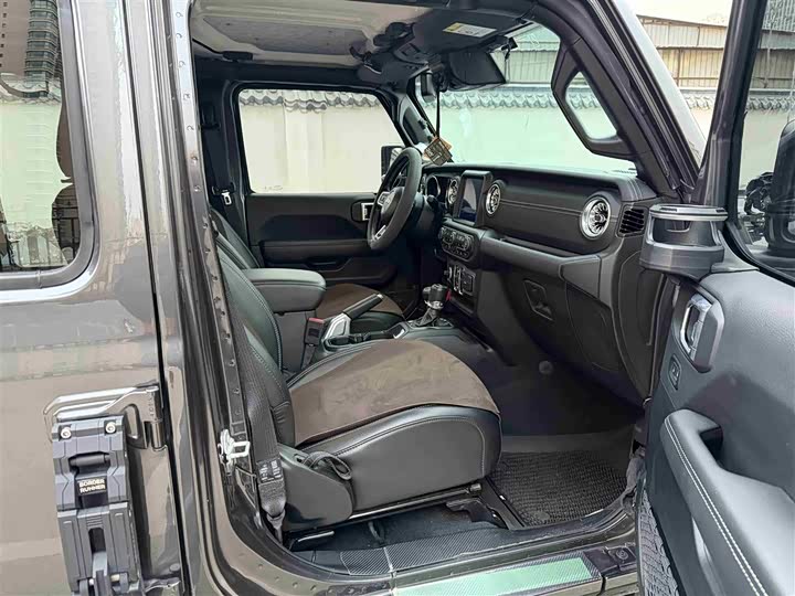 Jeep Wrangler Hybrid 2021 2021款 四门 2.0T 4xe 撒哈拉