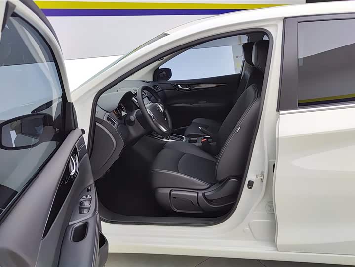 Nissan Tiida 2024 2024款 1.6L CVT智行版