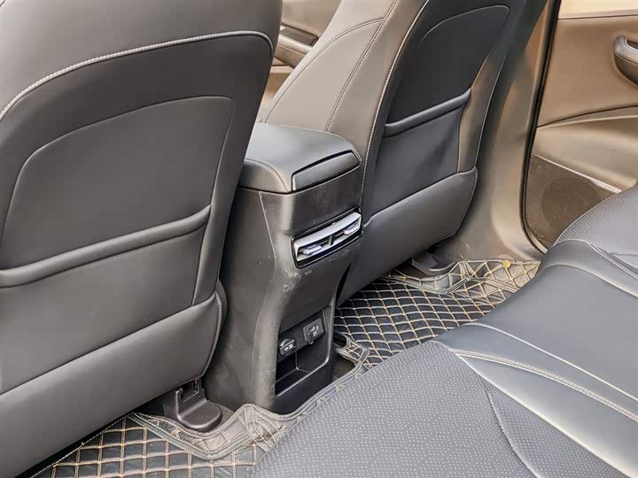 Beijing X7 2022 2022款 1.5TD DCT致尚版