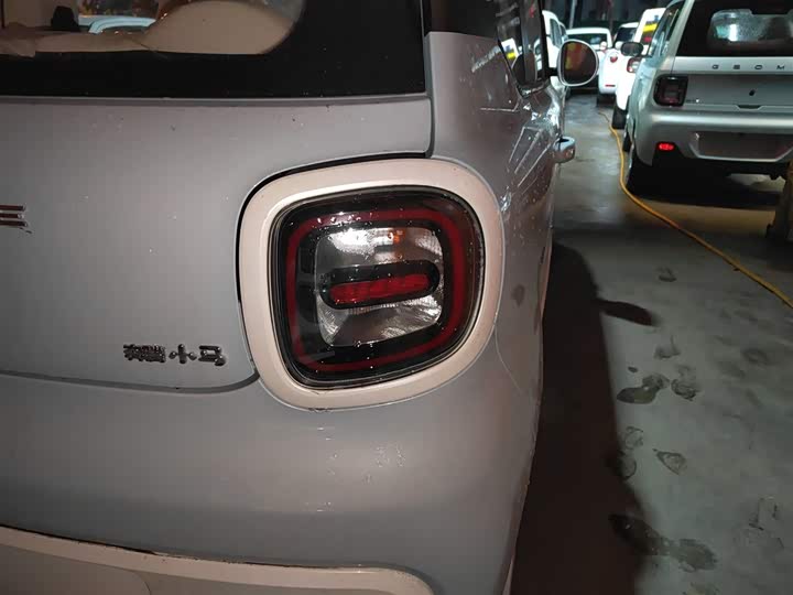 Bestune Pony 2026 2026款 222km 炫彩马