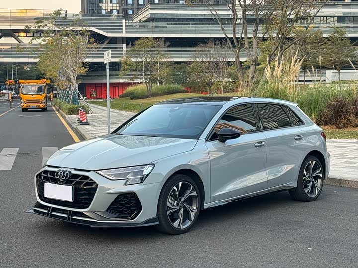 Audi A3 2025 2025款 Sportback 35TFSI 飞驰尊享型 +豪华臻选包