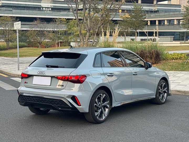 Audi A3 2025 2025款 Sportback 35TFSI 飞驰尊享型 +豪华臻选包