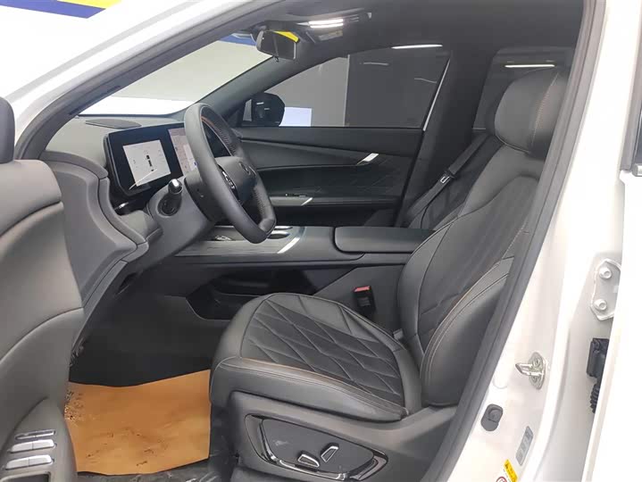 Changan CS75 Plus 2025 2025款 第四代 UItra 2.0T 新蓝鲸 智慧智擎型