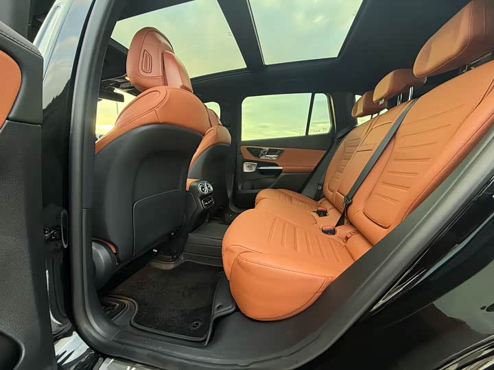 Mercedes-Benz GLC-Class 2025 2025款 GLC 300 L 4MATIC 动感型 5座