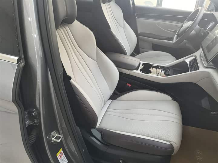 2025 BYD Song Plus Hybrid/EV